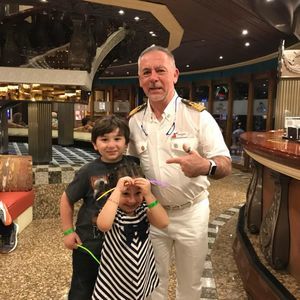 Meet your Posher, Sha